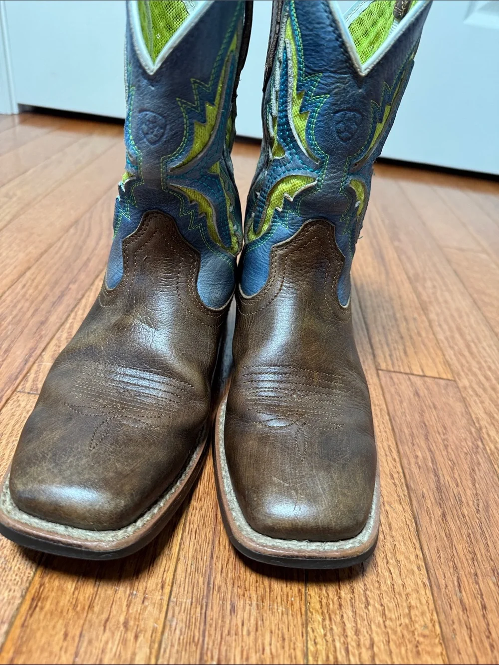 Ariat Kid's Koel VentTEK Western Boot size 2.5